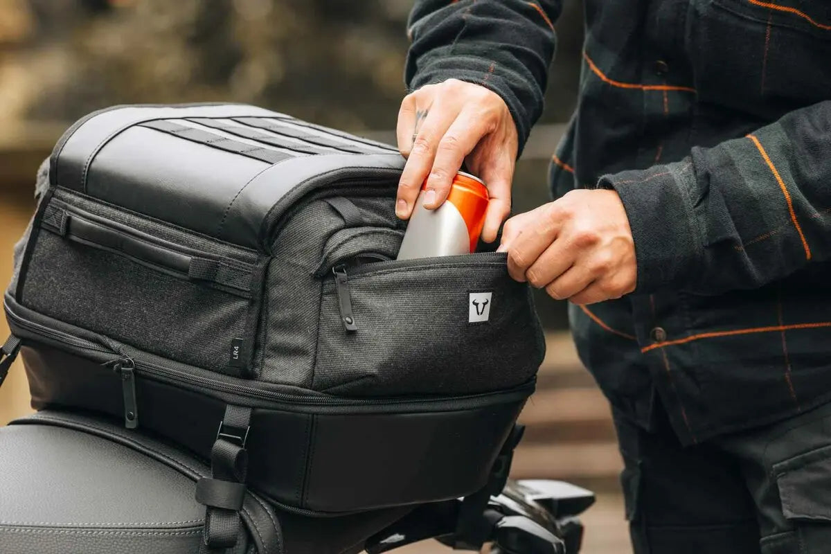 Sw Motech Legend Gear LR4 Tail Bag (18 - 25 Liters) Cruiser-, sport- & adventureväskor bild 9 PMMEDIA:e3d155cbd395b9a5