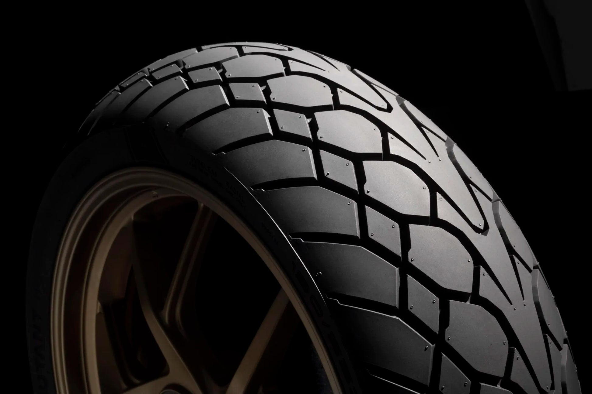 Dunlop Mutant Radialdäck bak bild 5 PMMEDIA:74ef890658fa6d2a