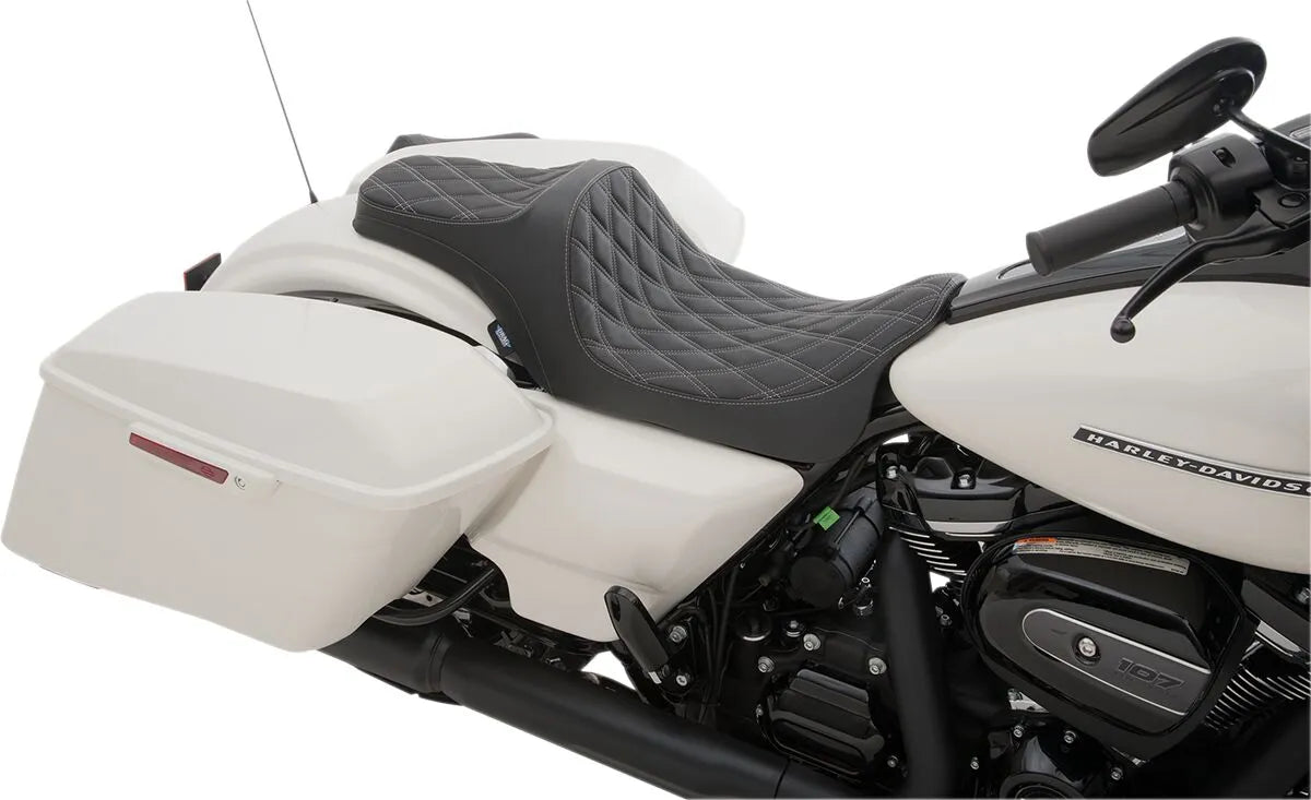 Drag Specialties Seats Predator III Seat Sadlar Harley Touring bild 12 PMMEDIA:1a0576c02c9a224d