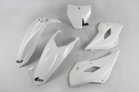 UFO Body Kit TC 85 14-17 Vit bild 1 PMMEDIA:f66dec83f040fa54