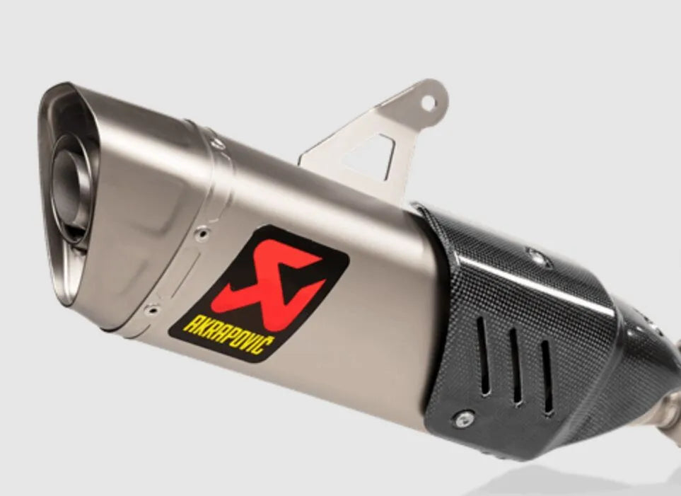AKRAPOVIC Utbytesdämpare M-AP01803T bild 1 PMMEDIA:acf3d6004e3a85ad