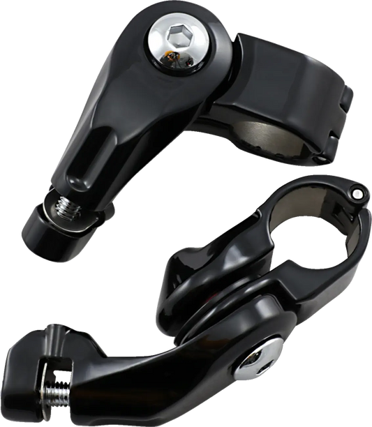 Kuryakyn Universal Cruise Peg Mounts Fotpinnar & delar bild 2 PMMEDIA:cf6a862a1e9c3f47