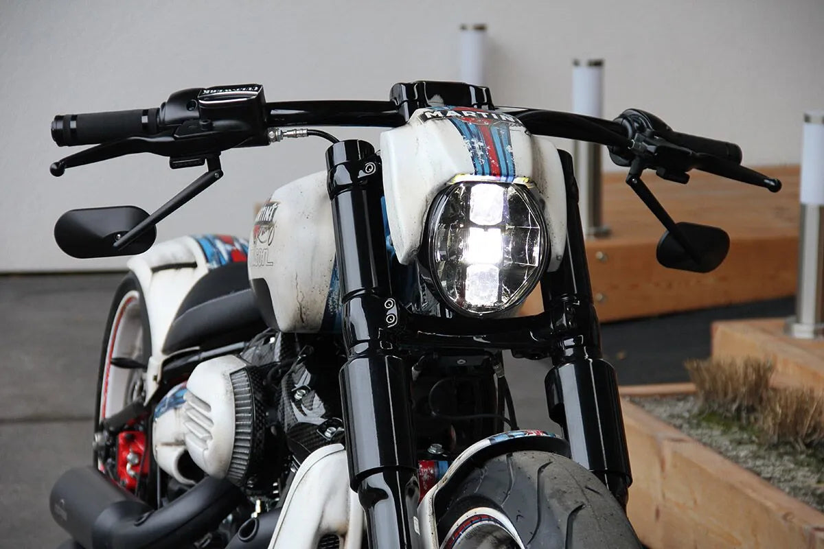 CULT WERK Headlight Mask V-Rod Svart bild 3 PMMEDIA:7cc26c5d19d121a1