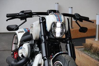 CULT WERK Headlight Mask V-Rod Svart bild 3 PMMEDIA:7cc26c5d19d121a1