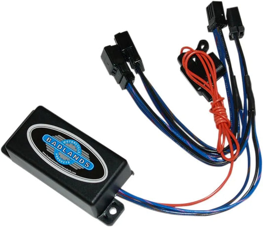 BADLANDS Plug-In Turn Signal Load Equalizer III bild 1 PMMEDIA:3872725d482f1086