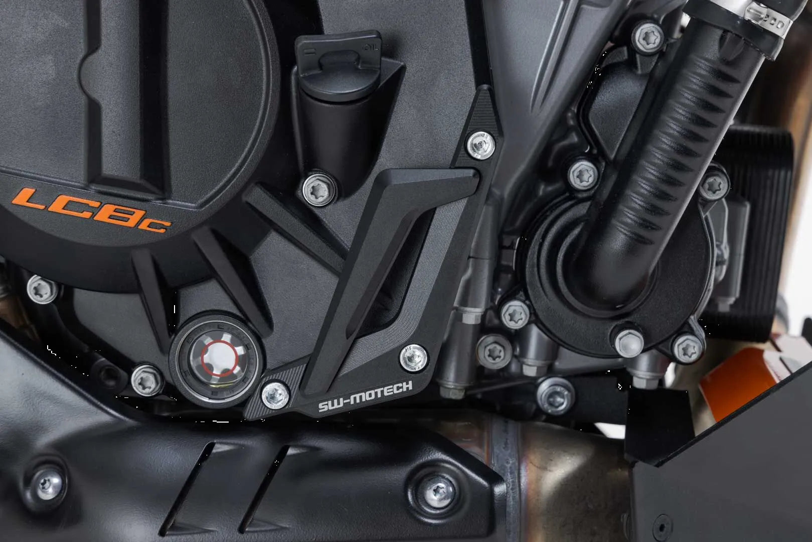 Sw Motech Engine Case Motorskydd bild 6 PMMEDIA:78ad6092c68db77f