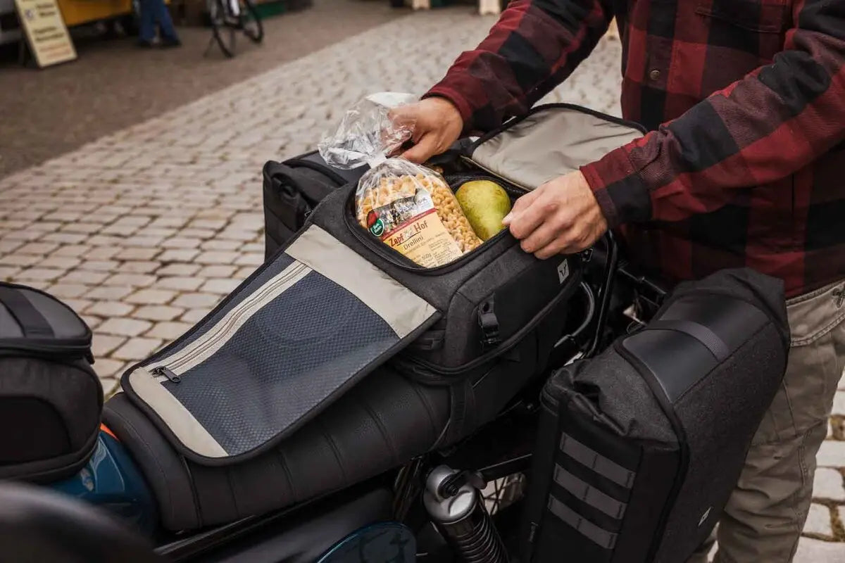 SW-MOTECH Legend Gear Tail Bag LR3 bild 3 PMMEDIA:398cc31b6c32d6d8