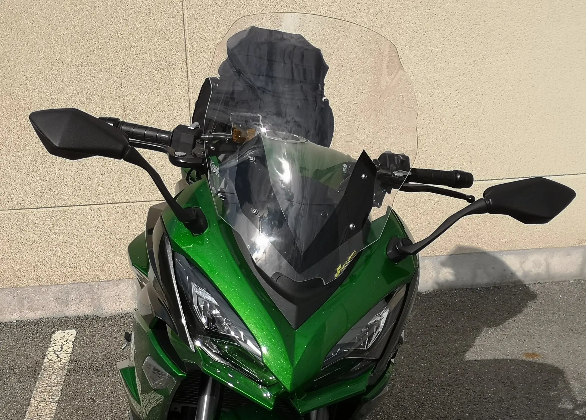 BULLSTER Windscreen HP för Kawasaki Z1000SX Smoke bild 1 PMMEDIA:11cc750967625c0b