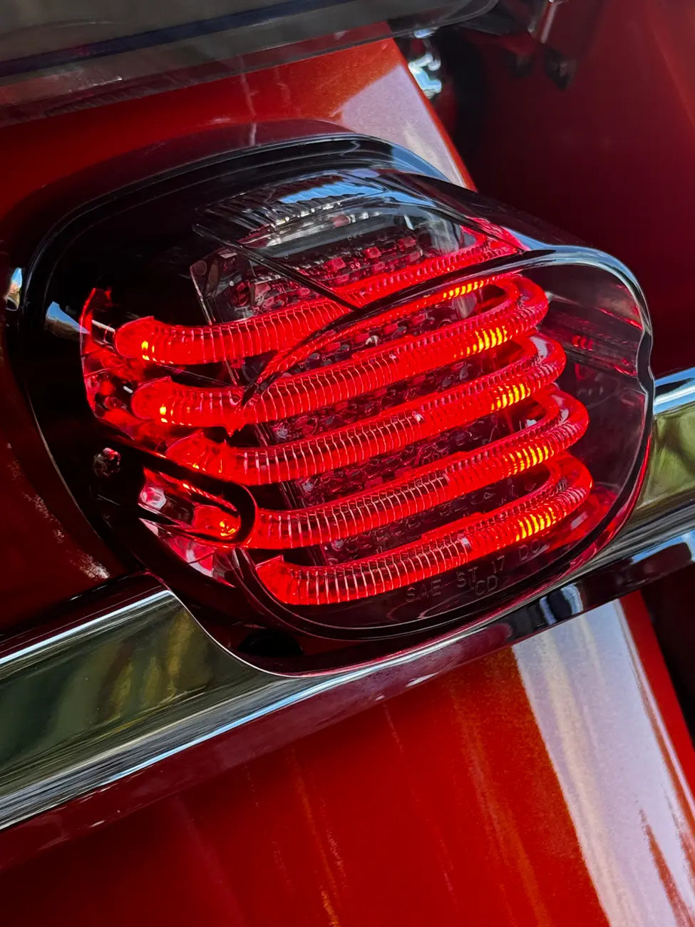 Custom Dynamics ProBEAM® Low-Profile LED Taillight Kit Bakljus bild 14 PMMEDIA:d7be8171bc4c693d