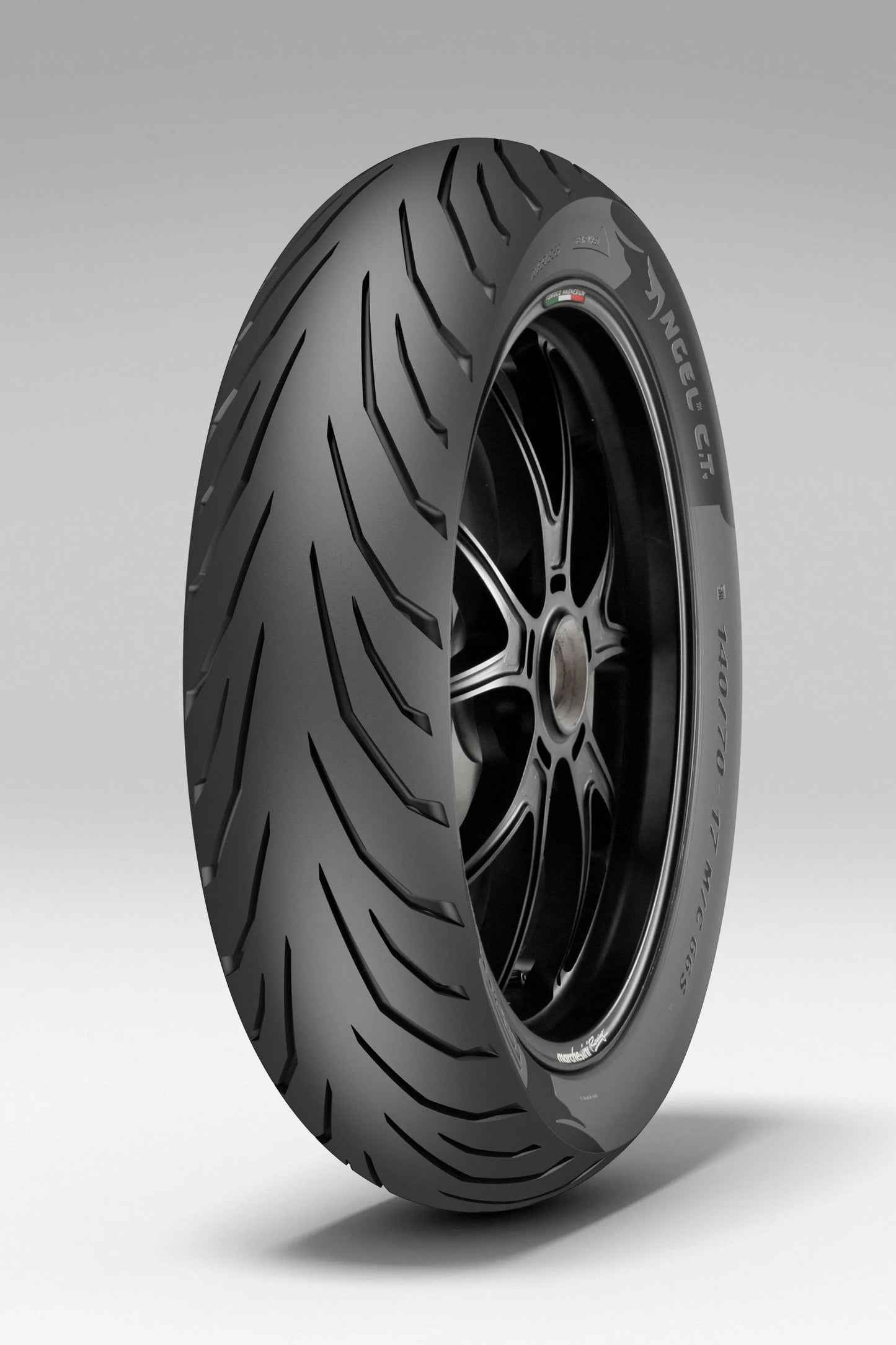 Pirelli Angel CiTy Radialdäck bak bild 1 PMMEDIA:072817f70c1103b9