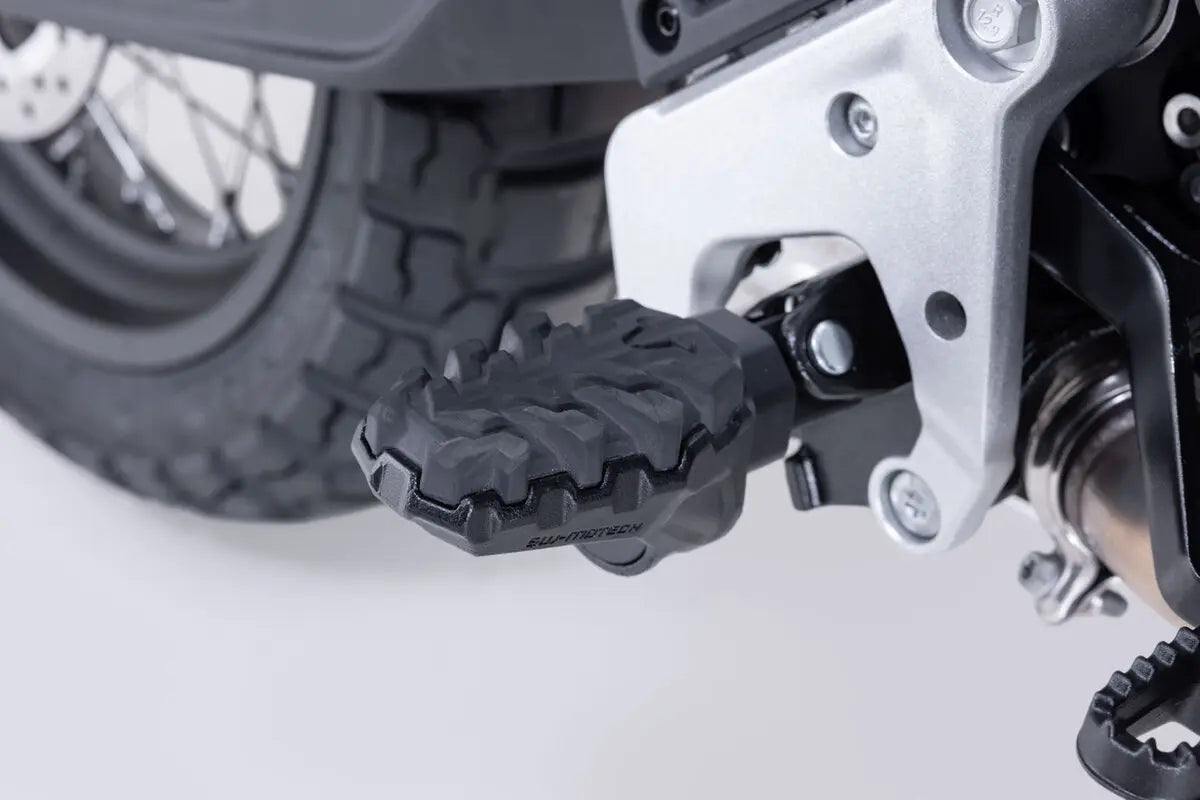 Sw Motech EVO Footrest kit Fotpinnar & delar bild 9 PMMEDIA:e2a3f36bd2d7489e