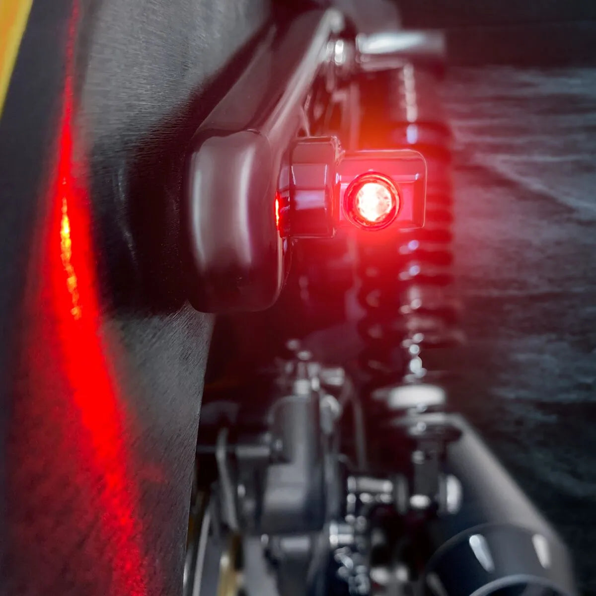 HEINZ BIKES NANO Winglet 3 in 1 Blinkers bild 3 PMMEDIA:eb9168f1023b1372