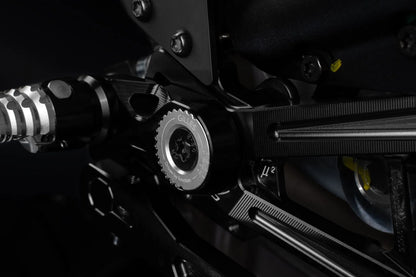 GILLES TOOLING MUE2 Rearset för Moto Guzzi V100 Mandello 2022 bild 3 PMMEDIA:e8f5f82c6849508c