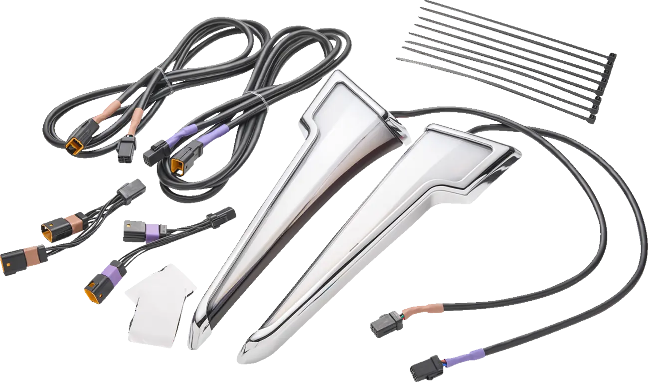 CIRO Quill™ LED Fairing Lights med T-signal för Street Glide krom bild 1 PMMEDIA:3d4bb26c9f6e5498