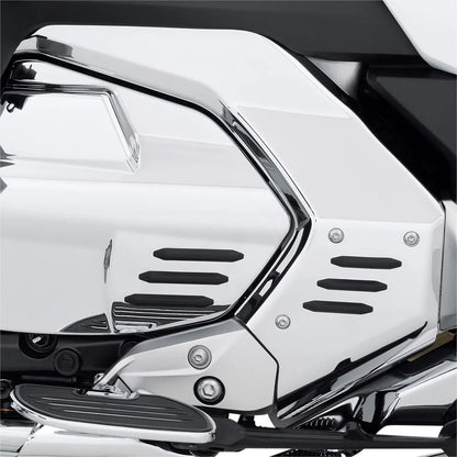 SHOW CHROME Frame Cover till GL1800 krom bild 4 PMMEDIA:d786c4e0645693fa