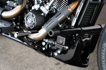 CULT WERK Crash Bar Clubstyle Front Svart Softail M8 bild 3 PMMEDIA:aecd65dba53766eb