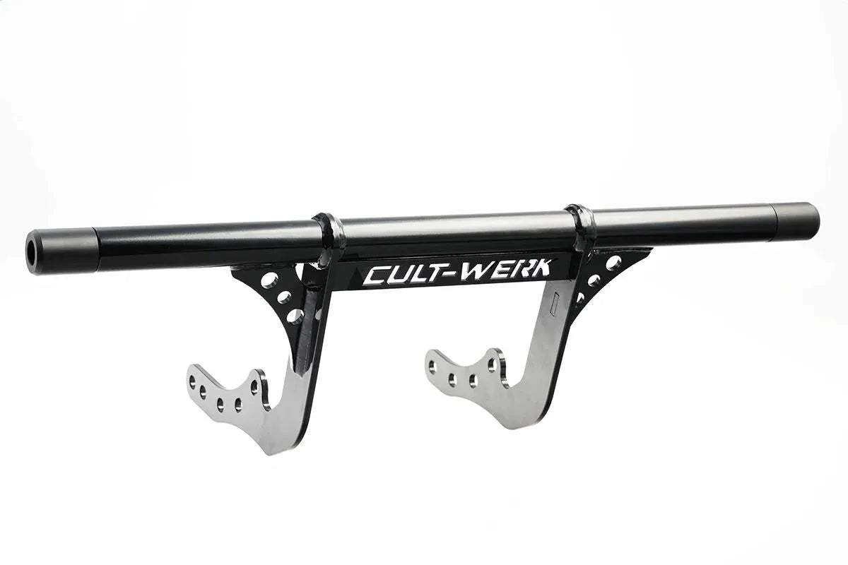 CULT WERK Crash Bar Clubstyle Front Svart Softail M8 bild 1 PMMEDIA:fc03a7070b59f9af