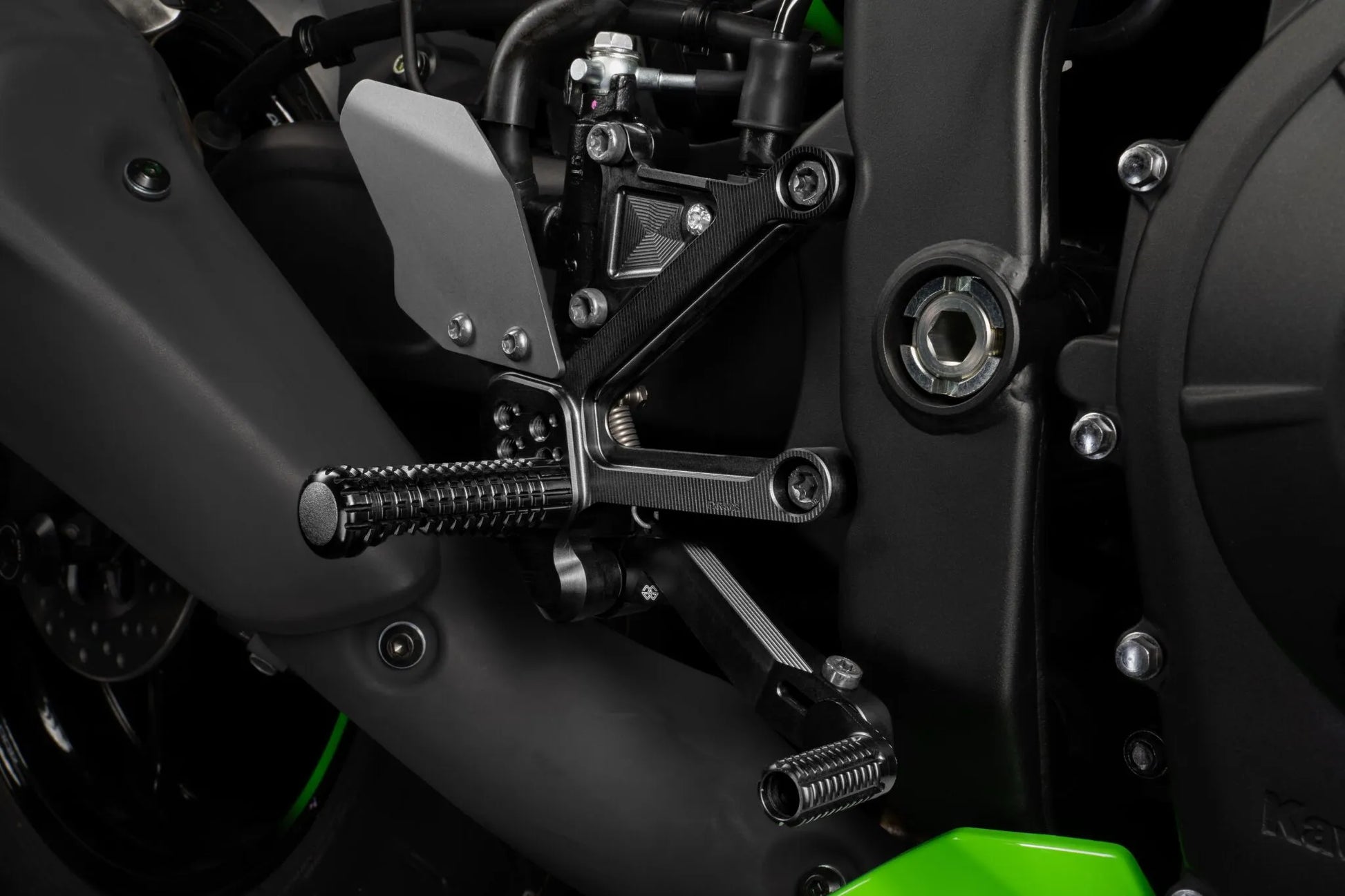 GILLES TOOLING Rearset Factor-X Black för Kawasaki bild 3 PMMEDIA:cd179bd3b34b4f9a