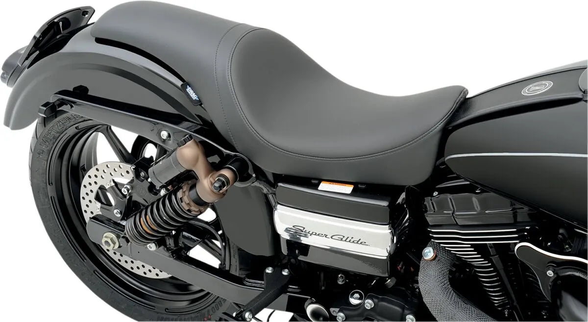 Drag Specialties Seats Predator Seat Sadlar Harley Dyna Glide bild 5 PMMEDIA:53a95ffcc0d3253e