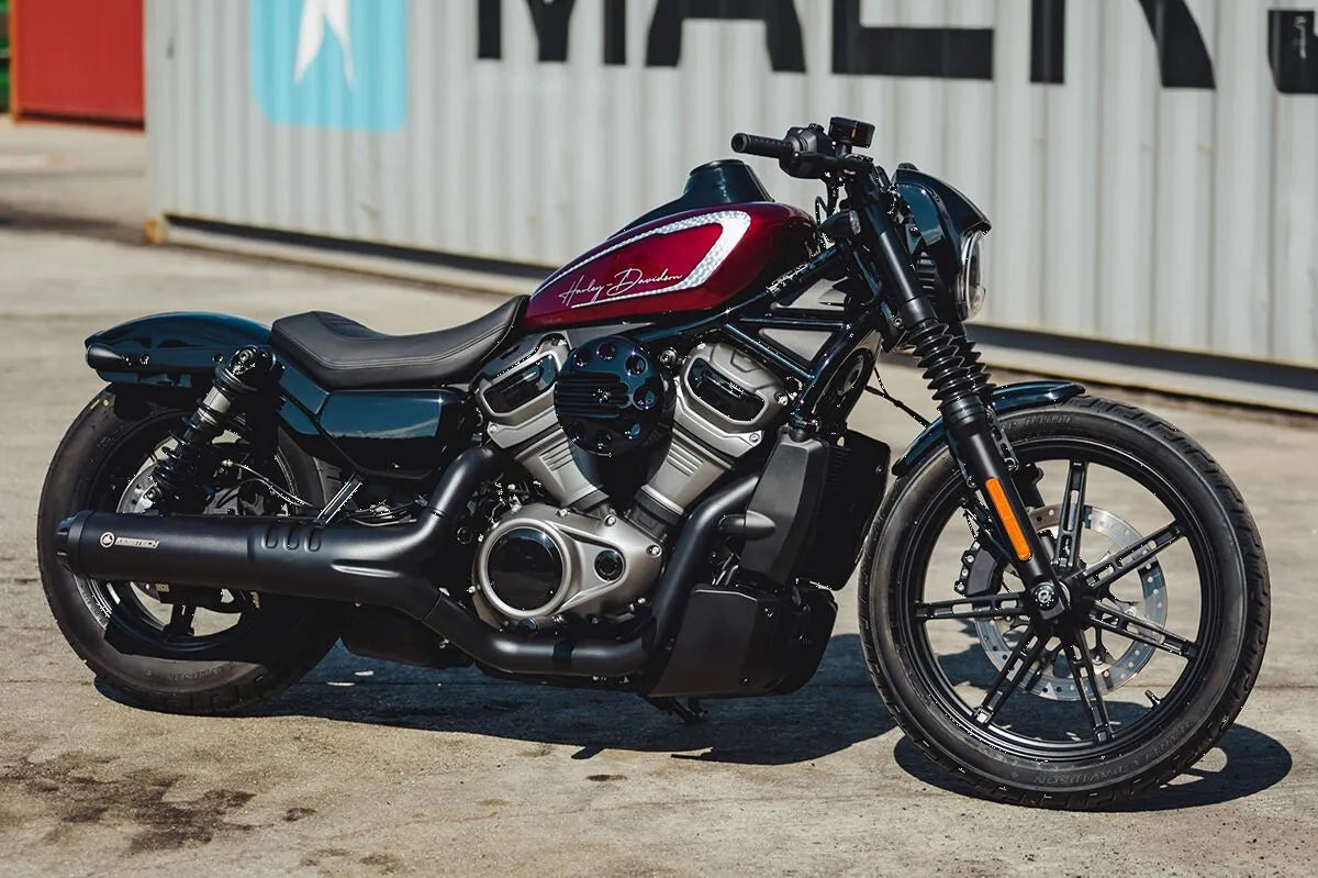 CULT WERK Dash Cover för Harley bild 2 PMMEDIA:25bd81949d6ba4f6