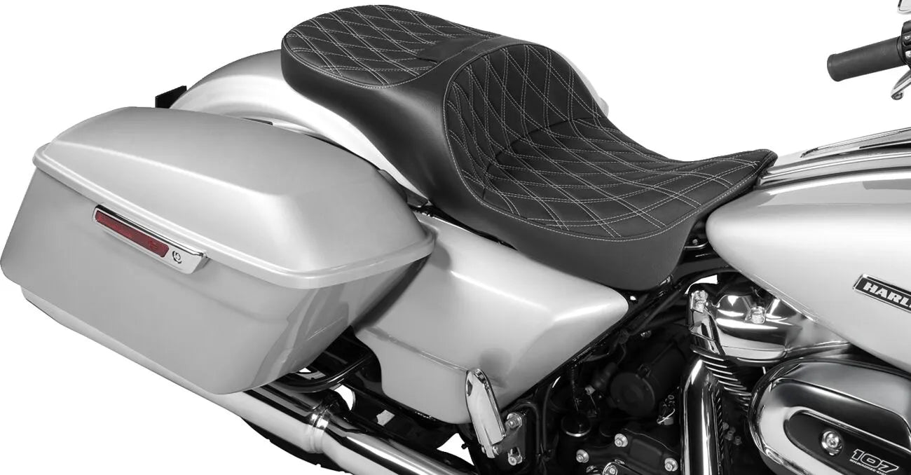 Drag Specialties Seats Extended Reach Freedom Touring Seats Sadlar Harley Touring bild 10 PMMEDIA:b724f72168bf1fa4