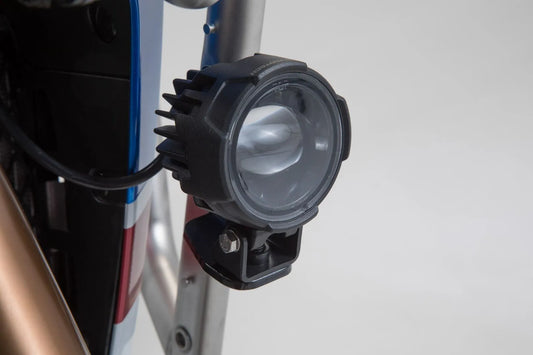 SW-MOTECH Light Mounting Kit för Honda bild 1 PMMEDIA:2c076fad79fa0547