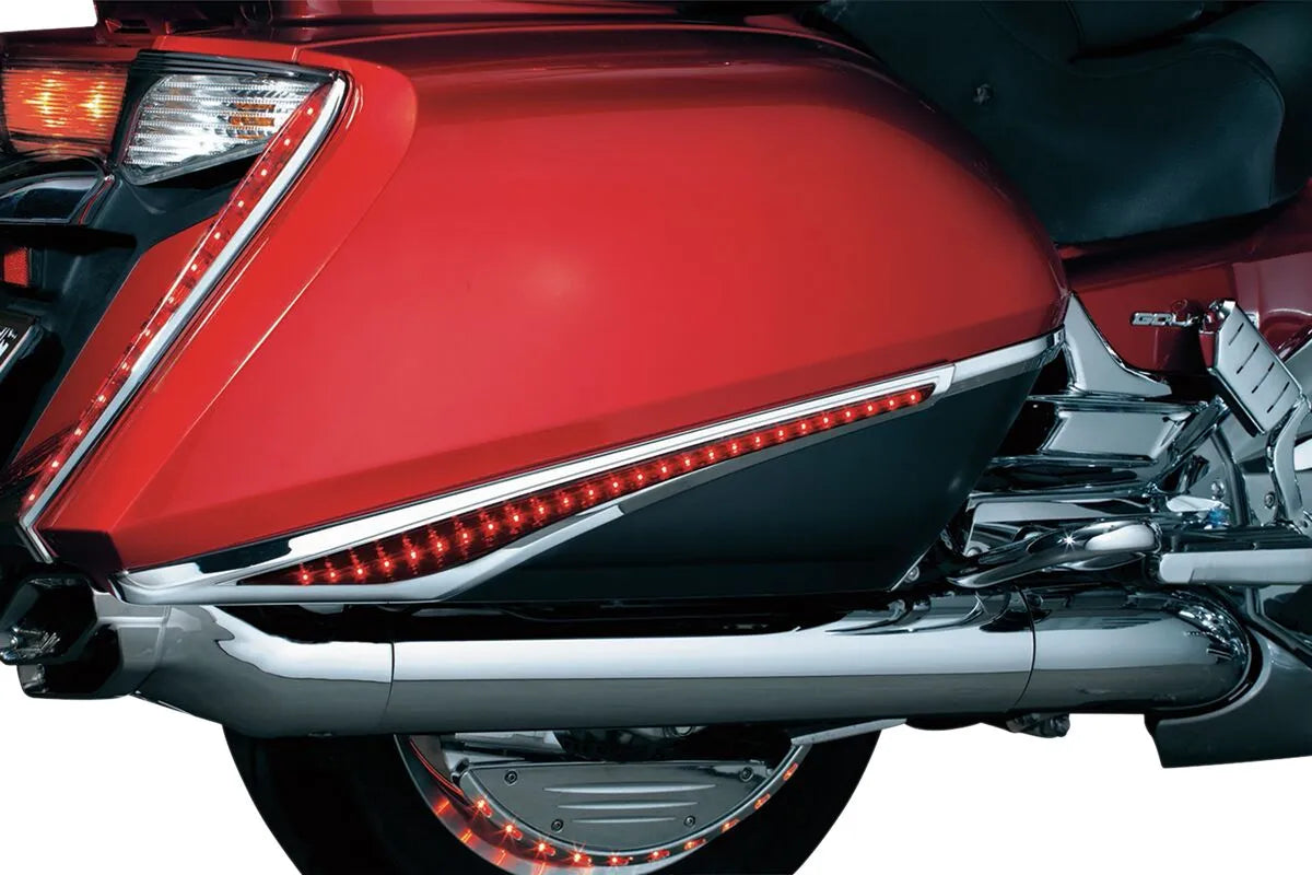 KURYAKYN LED Saddlebag Accent Swoops till GL 1800 2012-2017 bild 4 PMMEDIA:1830f3387552cd62