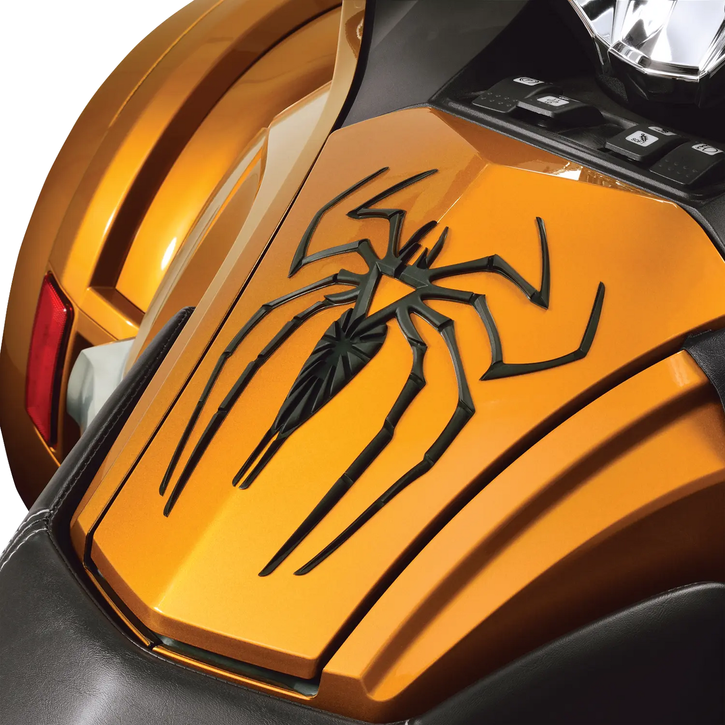 SHOW CHROME Spider Tank Pad bild 2 PMMEDIA:153bd08c2936f1bd