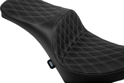 DRAG SPECIALTIES SEATS Freedom Touring Sadel 2-Up Double Diamond Silver bild 2 PMMEDIA:63c738b8a35c9b67
