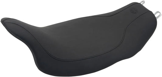 MUSTANG Runaround Solo Seat - Svart Smooth bild 1 PMMEDIA:7f43b482d4fba21a