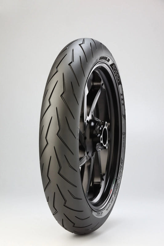 Pirelli Diablo Rosso III Radialdäck fram bild 1 PMMEDIA:97c2da752ce63084