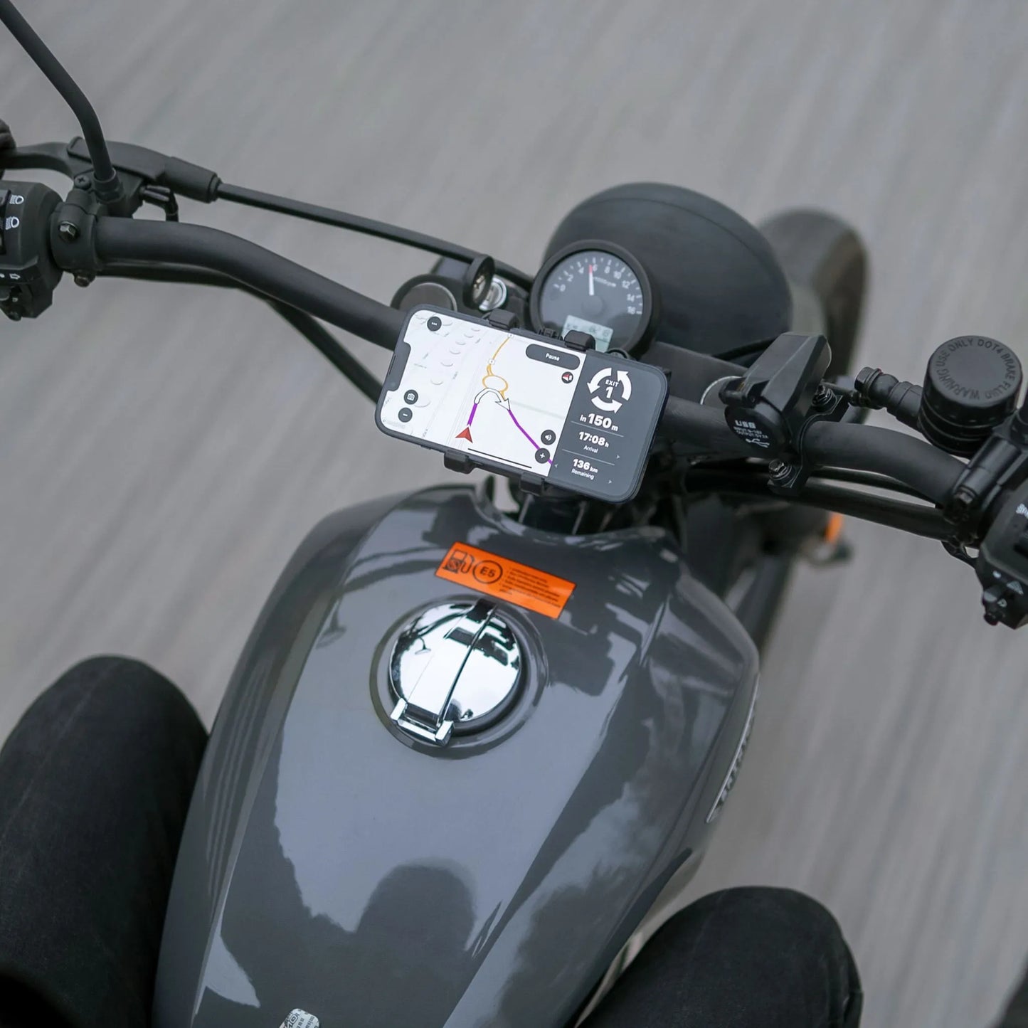 SP CONNECT Universal Clamp Moto Bundle bild 6 PMMEDIA:f8be1821a526ae5d
