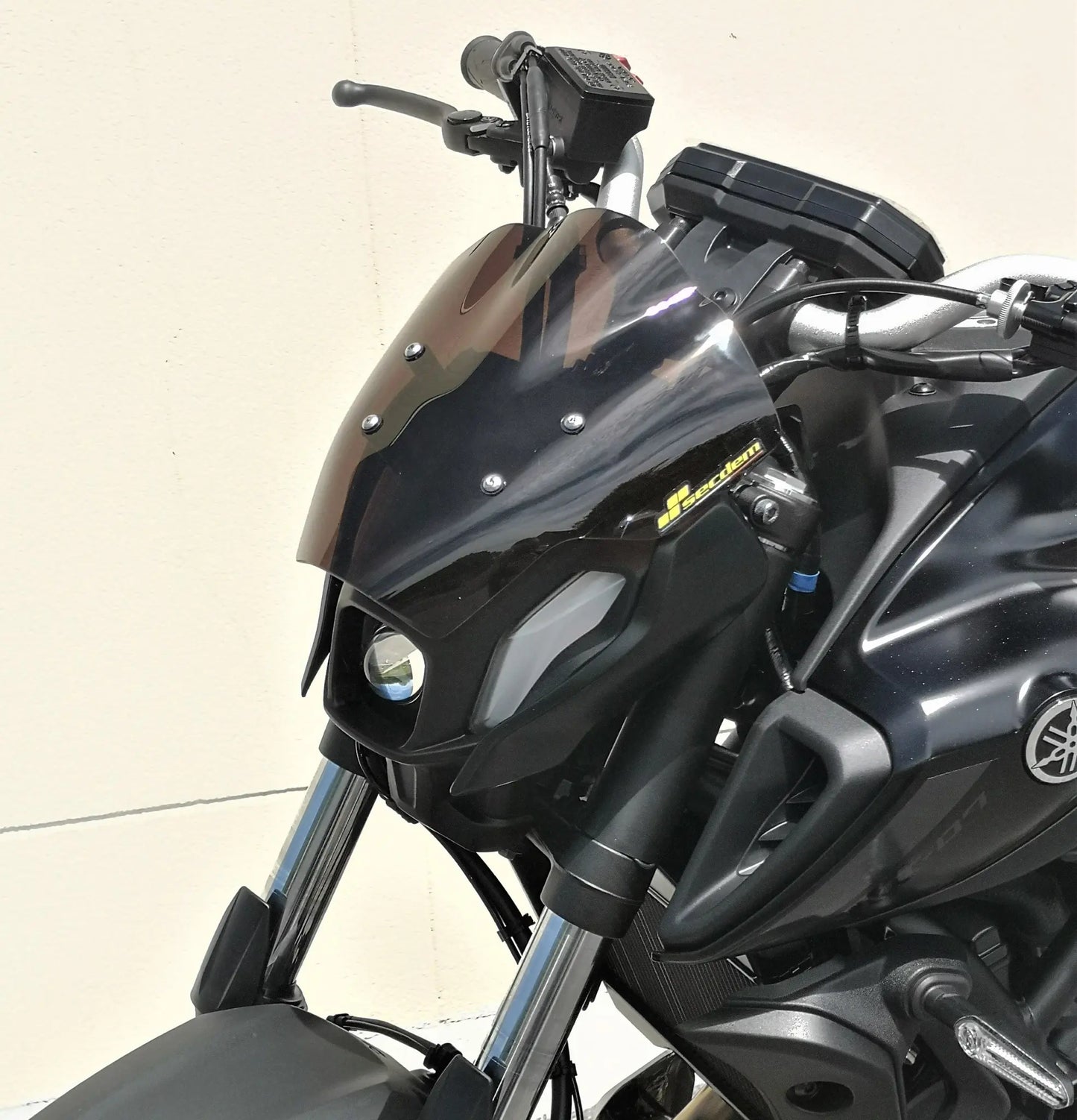 BULLSTER Vindruta Smoke för Yamaha MT07 bild 1 PMMEDIA:058016369351160b