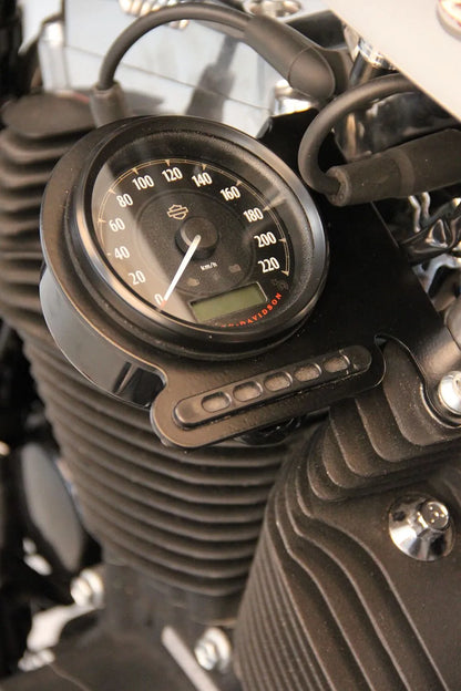 CULT WERK Speedometer Side Kit XL bild 3 PMMEDIA:42fe4ac0af92b52a