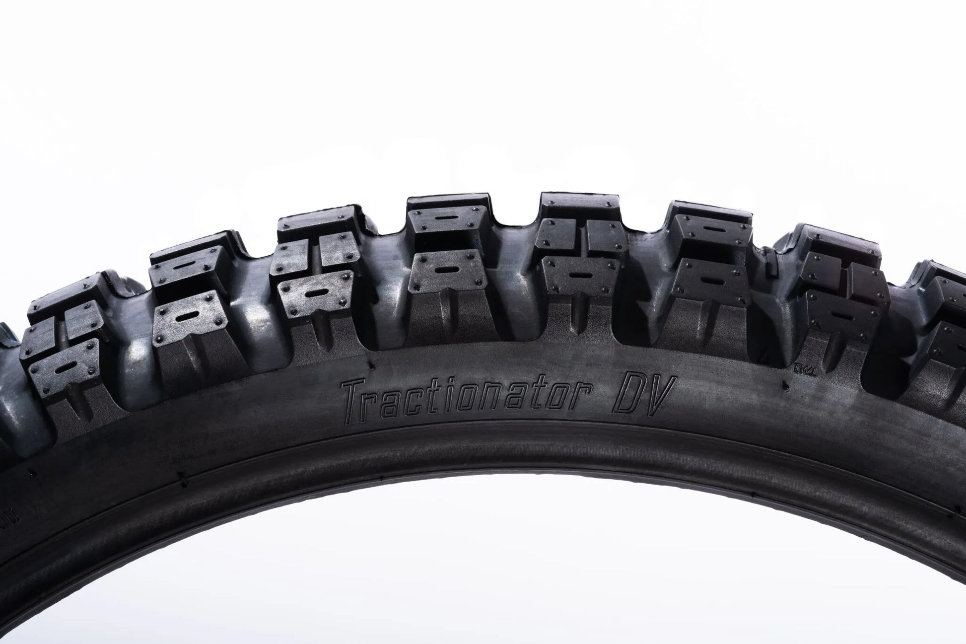 Motoz Tractionator Dualventure Dual sport däck fram bild 4 PMMEDIA:db992aa641897583