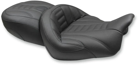 Mustang Super Touring 2-Up Vinyl Seat Sadlar Harley Touring bild 1 PMMEDIA:9a9a9244b97fde76