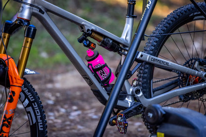 MUC-OFF Elite Fly Vattenflaska Rosa 550ml bild 4 PMMEDIA:aa51f2c8e897dd87