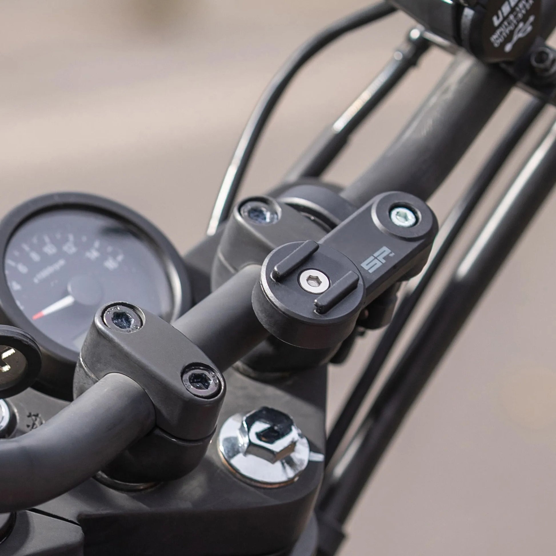 SP CONNECT Moto Mount LT telefonhållare bild 6 PMMEDIA:08444d9c46bde4f0