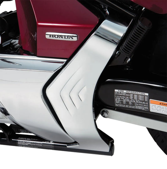 SHOW CHROME Sidokåpor i krom för VT1300 R/S/T bild 2 PMMEDIA:350ed72795573ccb