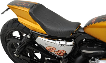 Saddlemen Eliminator Carbon Fiber Solo Seat Sadlar Harley stelben bild 3 PMMEDIA:715905ef3037f967