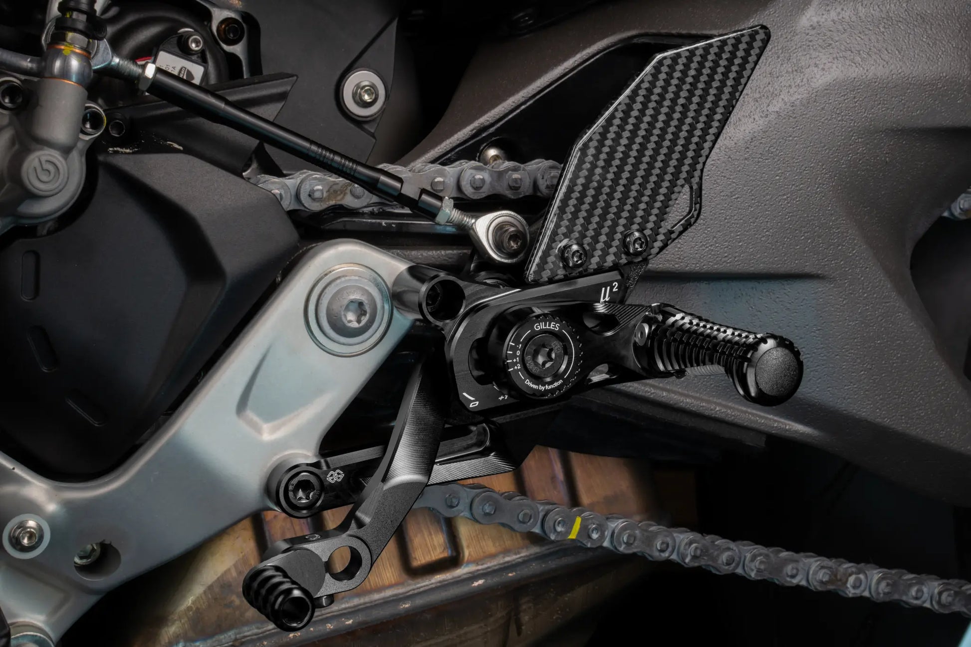GILLES TOOLING MUE2 Rearset för Ducati Streetfighter V2/Panigale V2 bild 3 PMMEDIA:9a671170e0350979