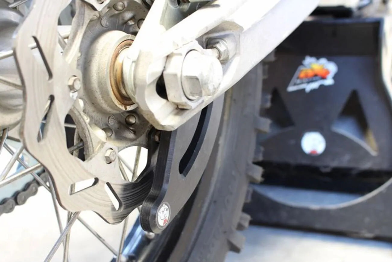 AXP RACING Bakre Bromsskivskydd KTM-HUS-SHERCO Enduro bild 3 PMMEDIA:51dd9a30f53ad809