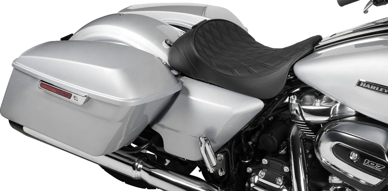 Drag Specialties Seats Solo Front Seat with Backrest Option Sadlar Harley Touring bild 9 PMMEDIA:ee6d7856c625a1d9