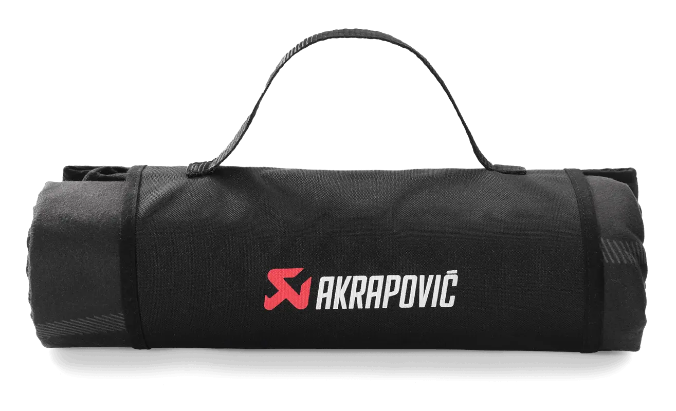 AKRAPOVIC Picnic Blanket Fleece Filt bild 6 PMMEDIA:a8ea7a64a3a6433e