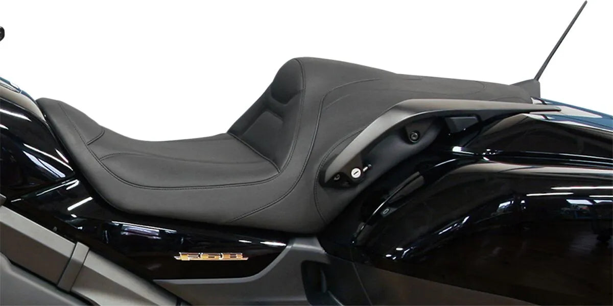 MUSTANG Tripper Fastback™ Sadel bild 3 PMMEDIA:02ef3d25e1db8491