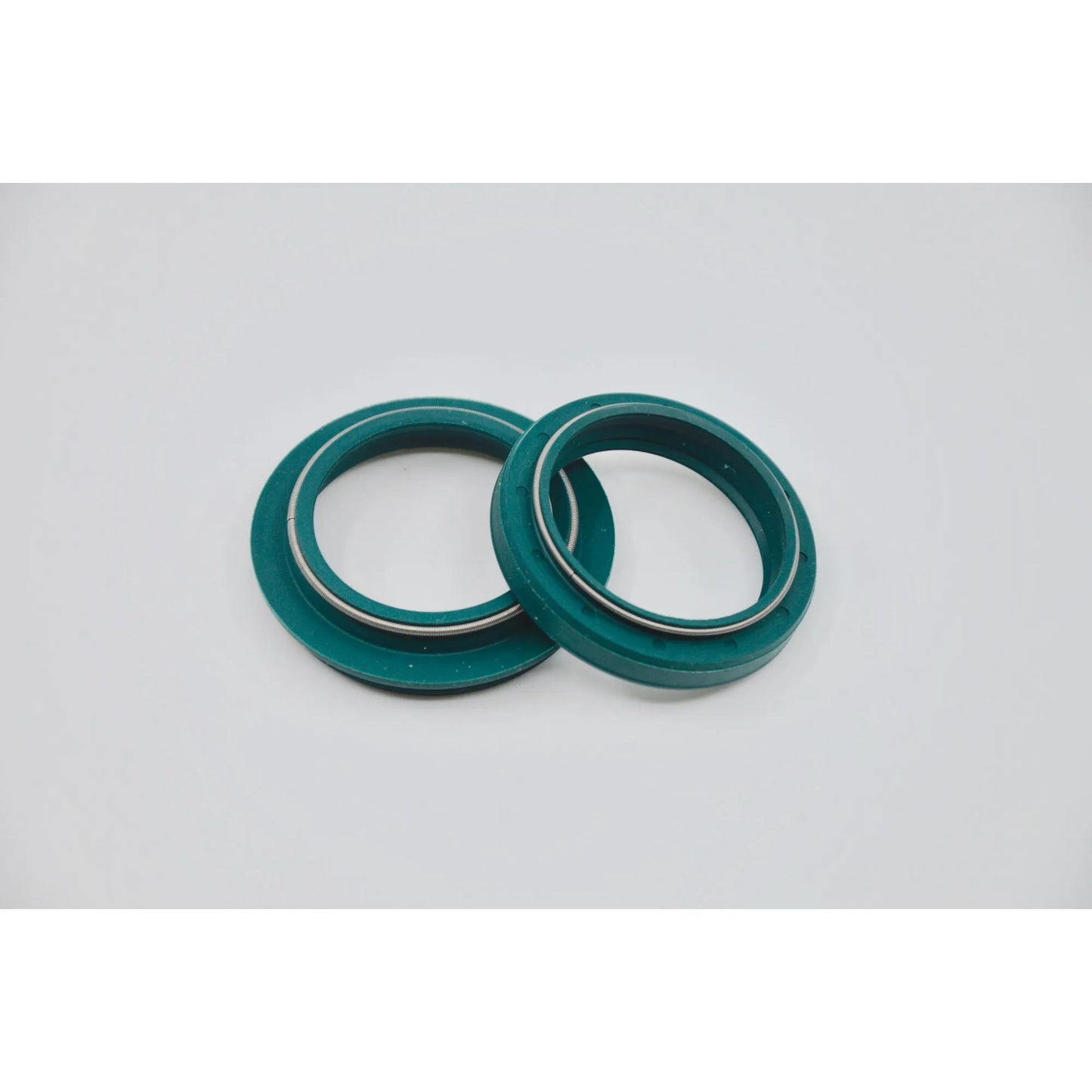 SKF Seal Upper Kit för PAIOLI 38 mm Gaffeltätning bild 1 PMMEDIA:0913dc8d7459bd3d