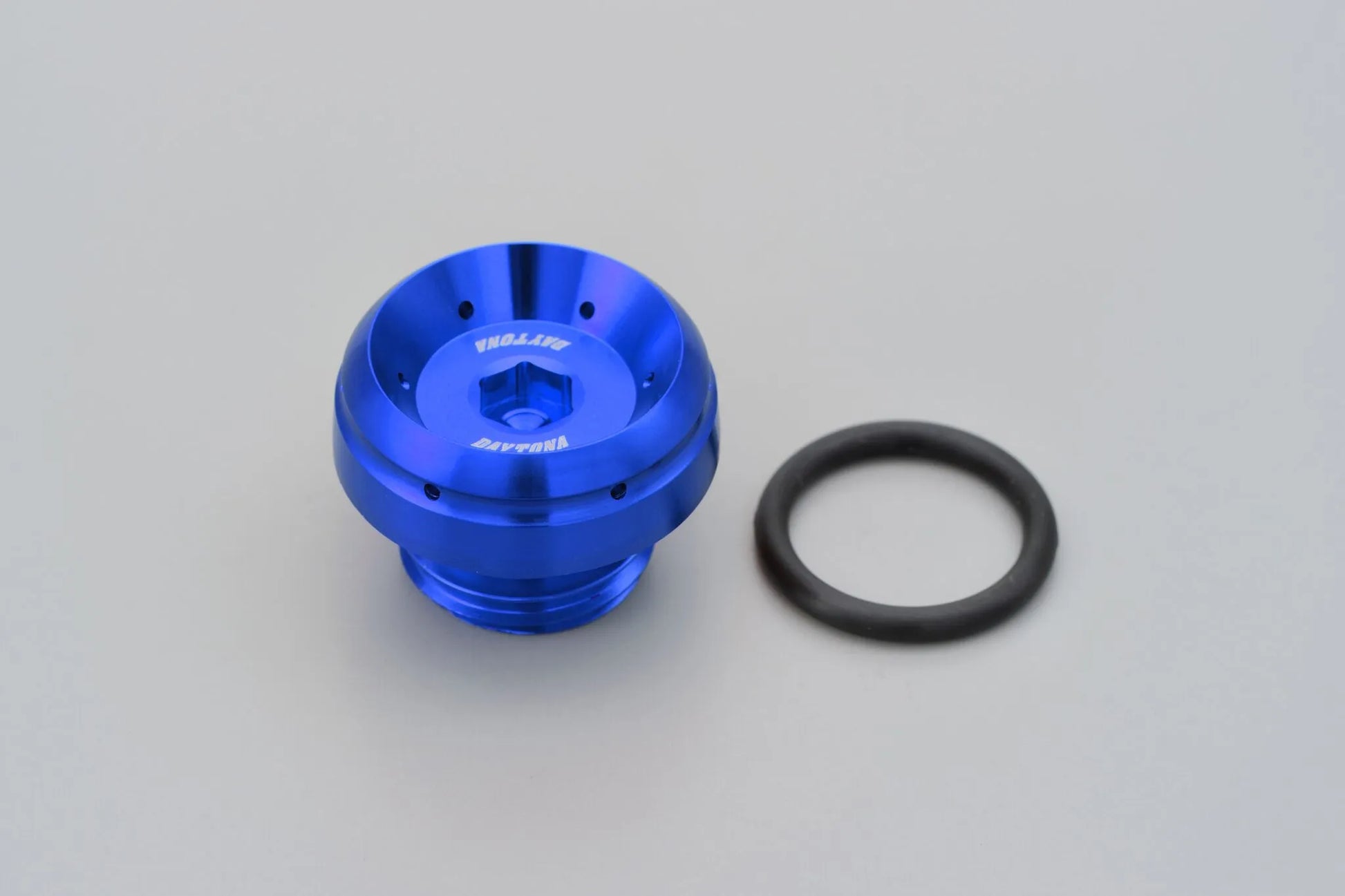 DAYTONA Bullet Oljefyllningslock M24xP3.0 Blå bild 1 PMMEDIA:0bc82aea0d02480c