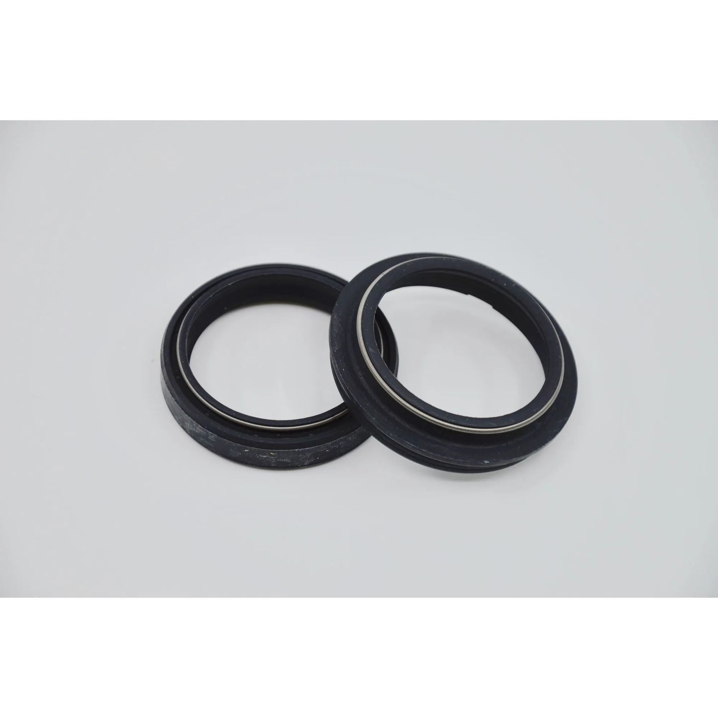 SKF Fork Seal Kit Upper 43 mm ZF Sachs bild 1 PMMEDIA:fdaffbd0e81c88e5