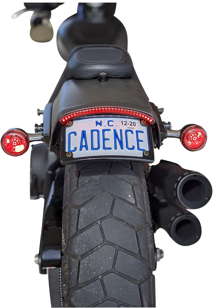 Custom Dynamics Integrated Taillight with Turn Signals Bakljus bild 3 PMMEDIA:7c8cfc9e6cf4e893