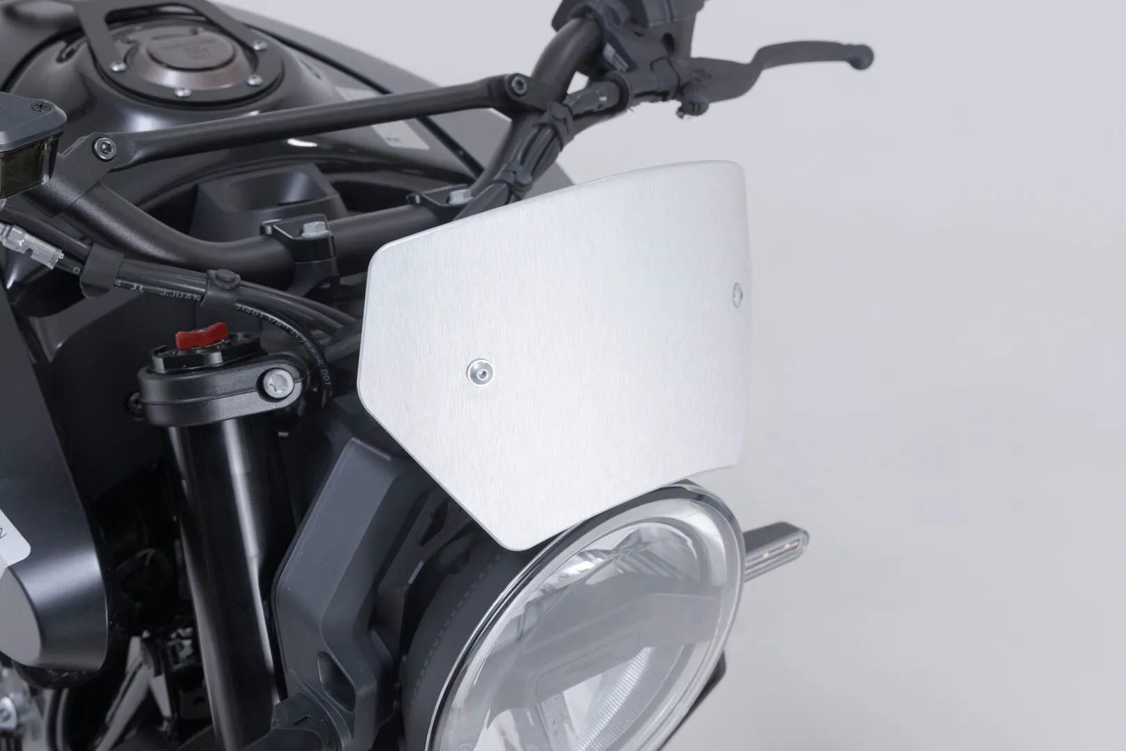 SW-MOTECH Windscreen Vindruta bild 4 PMMEDIA:16e631eae6f60826